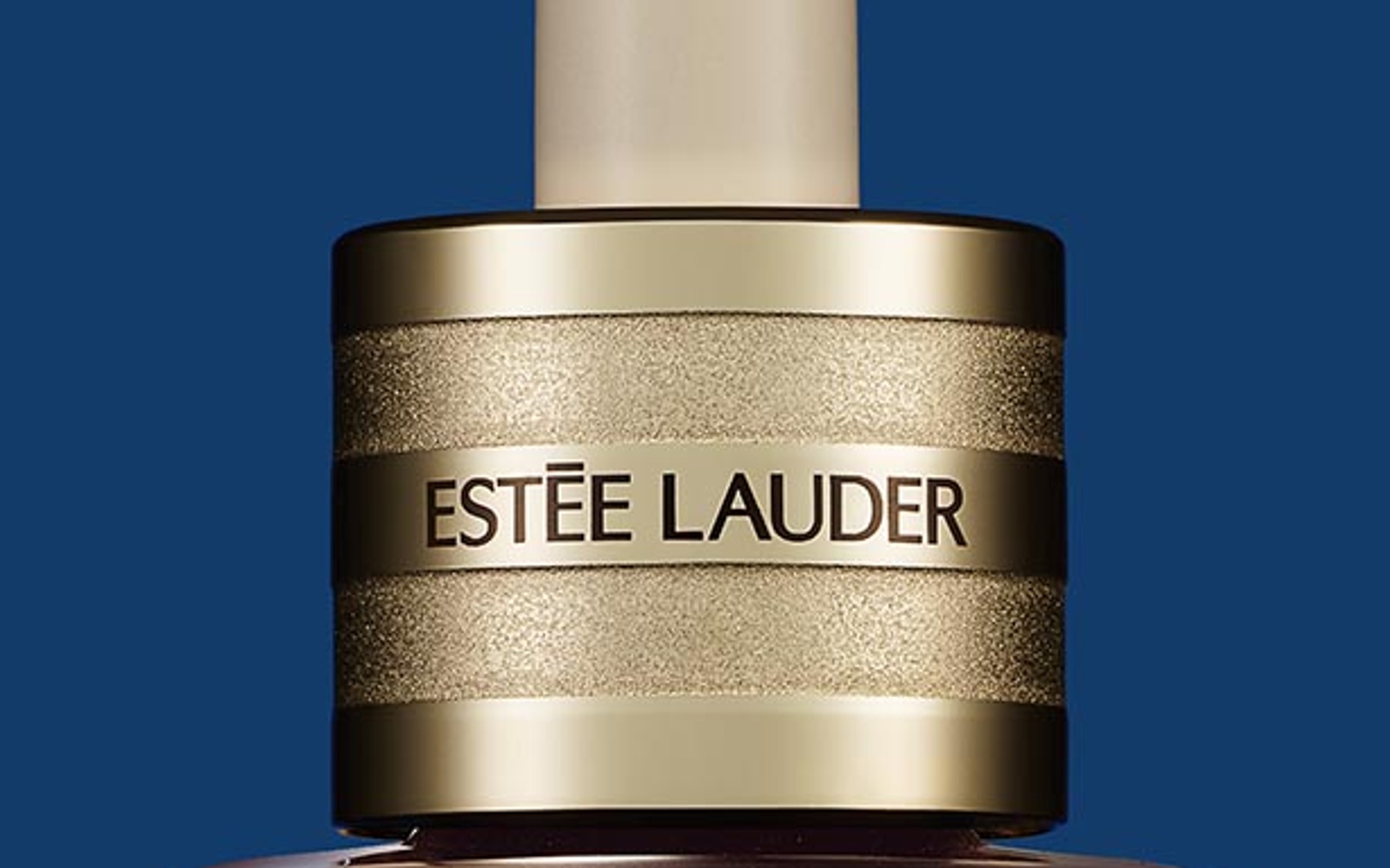 Official Estée Lauder brand product image from Estée Lauder Companies.