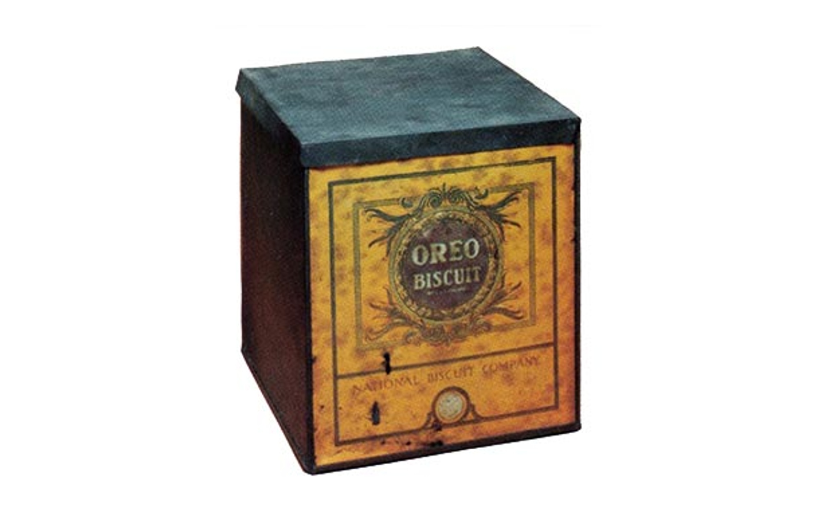 Official Mondelez historical Oreo package image from 1912.